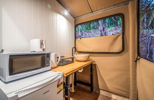 Nelly Bay Resort | King Safari Tent 9