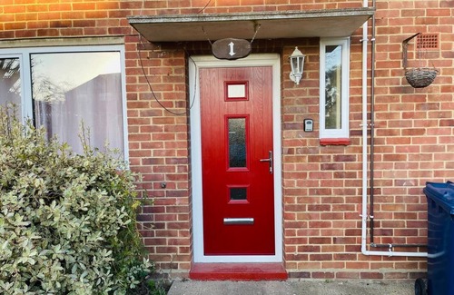 St Ives House | King size bed Fast Wi Fi, Garden space, parking,n