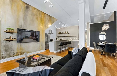 Shelby Park Apartment | KING Sleep10 5Bed 4BR 2BA Swepson ICON 102