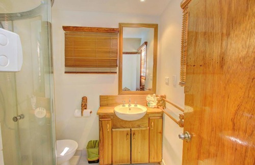 Honiara Hotel | King Solomon Hotel
