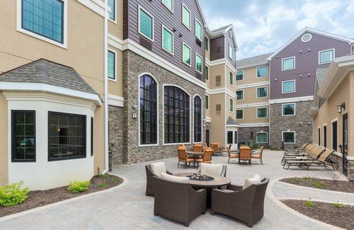 Canton Apartment | King Studio | Free Daily Breakfast, Shared Hot Tub + Pool