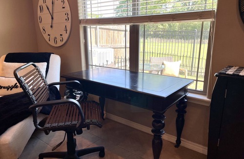Harvey Hillsides Condo | KING SUITE. 2BR/2Bath. Sleeps 6