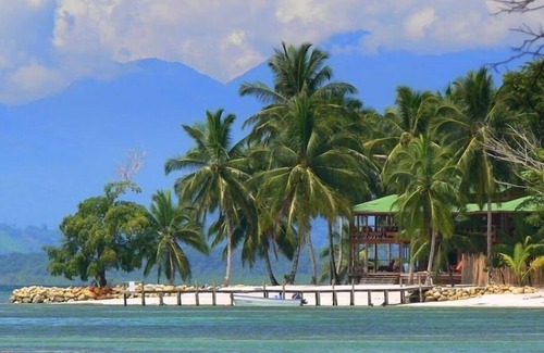 Carenero Island Bed & Breakfast | King Suite #5 Ocean View with Private Balcony