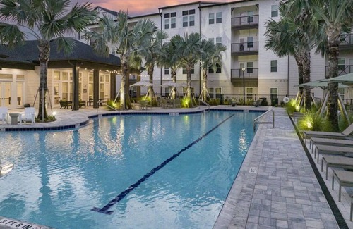 Doctors Inlet Apartment | King suite cozy getaway: Enjoy!