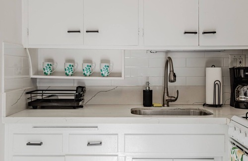 South Oceanside Apartment | King Suite - Cozy Home Steps To Beach, Close to Restaurants, Shops & Pier