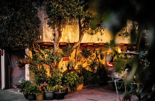 Marina District Apartment | King Suite in San Francisco Marina District with Courtyard View & Garage Parking