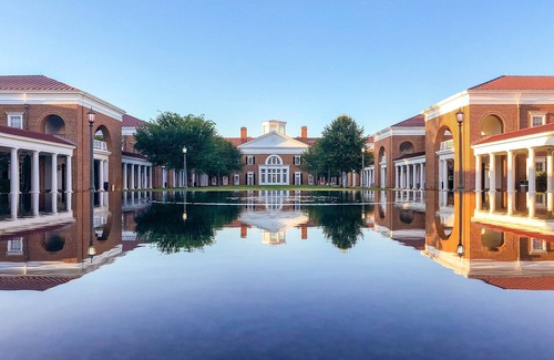 Rio Condo | King Suite Near University of Virginia + CHO | Free Breakfast, Pool Access