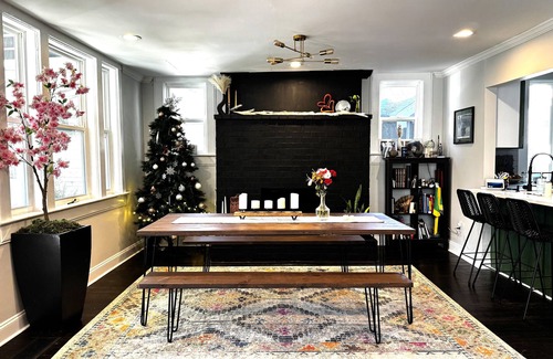 West End House | King Suite with private entrance