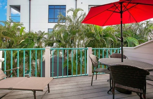 Bay Esplanade Condo | King Suite with water view