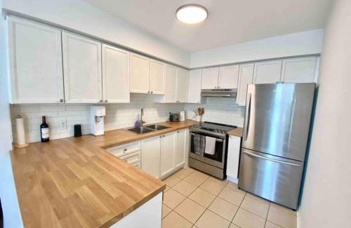 King West Village Apartment | King West Private Rooftop Retreat