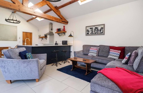 Driffield Cottage | KINGFISHER CORNER, romantic, luxury holiday cottage in Bridlington