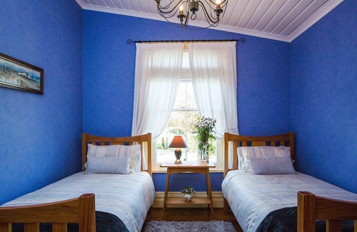Matapu Cottage | Kingfisher Cottage - Escape to your own secluded tranquil retreat