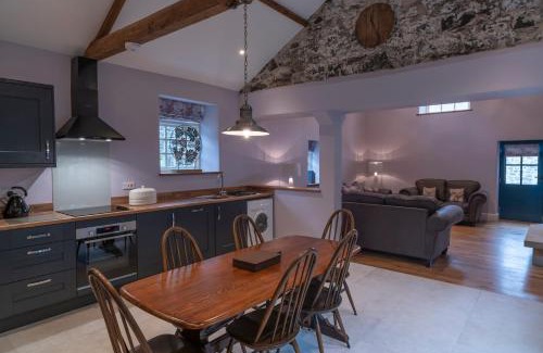 Monsal Dale House | Kingfisher Cottage Upperdale Peak District