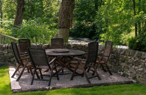 Monsal Dale House | Kingfisher Cottage Upperdale Peak District