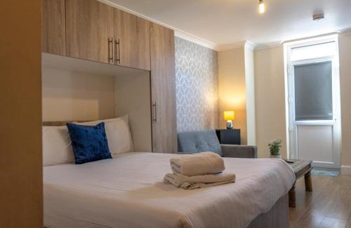 Slough Apartment | Kingfisher Court Apartments by UNO