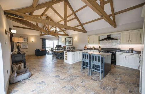 Richmond Cottage | Kingfisher - Holiday At Home