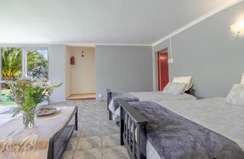 Helderberg Rural Cabin | Kingfisher Hollow