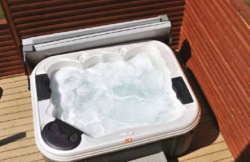 Winnard's Perch House | KingFisher Hot Tub & log Burner house,Indoor Pool