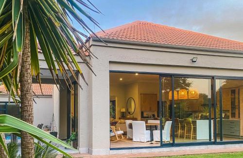 Hartbeespoort House | Kingfisher House, Pecanwood Estate, Hartbeespoort