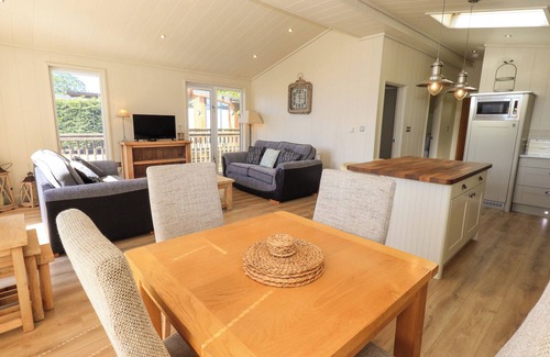 Gargrave Cottage | KINGFISHER LODGE, family friendly, luxury holiday cottage in Gargrave