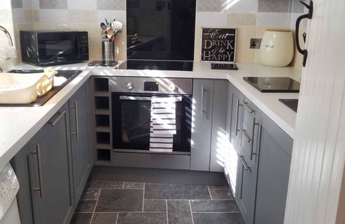 Bewdley House | Kingfisher Riverside Cottage