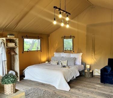 Cutnall Green House | Kingfisher Safari Tent