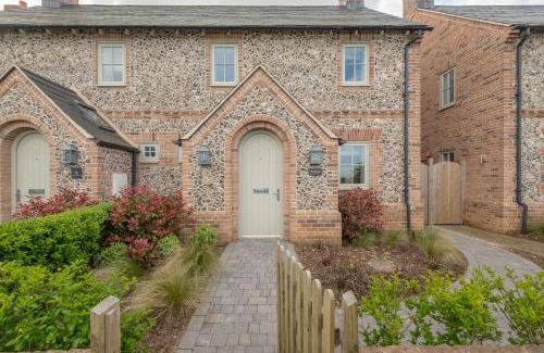 Titchwell House | Kingfishers Cove