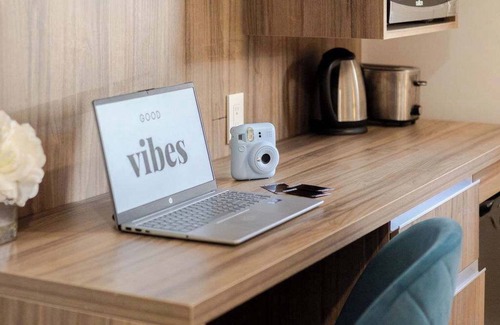 Gay Village Hotel | Kinghaus – Core Montreal Escape