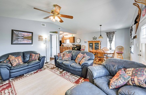Kingman Cottage | Kingman Vacation Rental w/Private Yard & Fire Pit