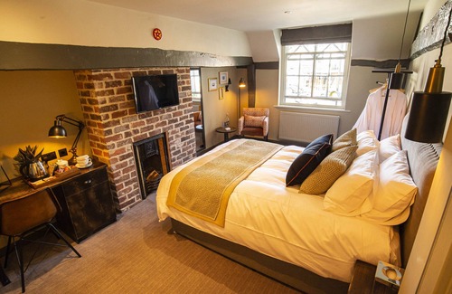 Stansted Hotel | Kings Arms Hotel