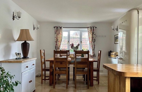 West Knoyle Cottage | Kings Cottage - Heart of the Deverills
