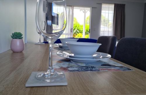 Whanganui Hotel | Kings Court Motel