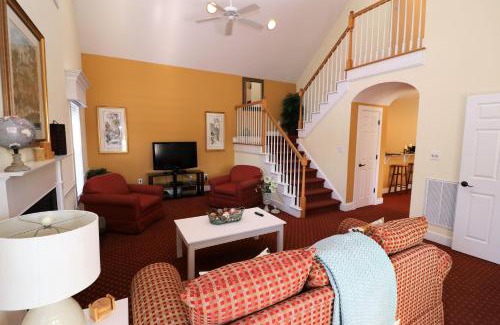 Lackey House | Kings Creek Plantation by Tripforth