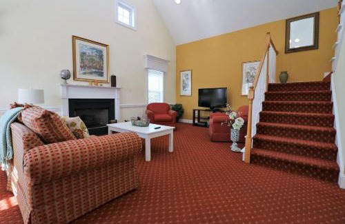 Lackey House | Kings Creek Plantation by Tripforth