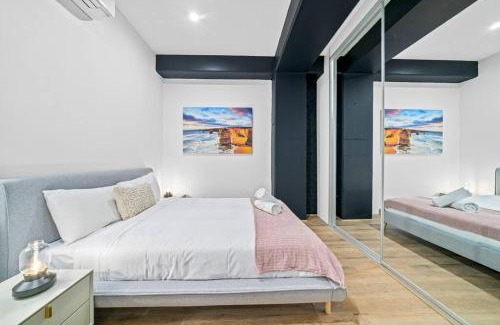 Newtown Apartment | King’s Deluxe in Newtown
