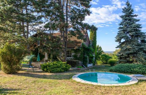 Petrovaradin Villa | Kings Hill - Familly Retreat
