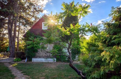Petrovaradin Villa | Kings Hill - Familly Retreat