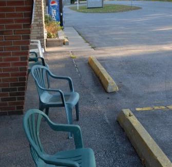 Orillia Hotel | Kings Inn Orillia