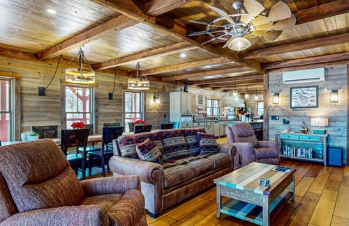 Greenville Apartment | Kings Landing at Moosehead Lake