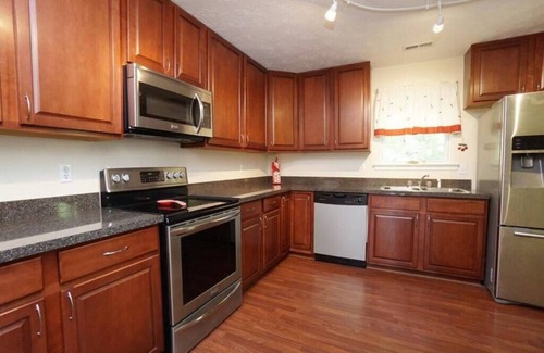Kings Mills House | Kings Manor · The Best of North Cincinnati @ Kings Manor