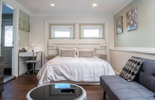 Kings Park Apartment | Kings Park Cozy Sanctuary For Traveling Professionals ( PET FRIENDLY )