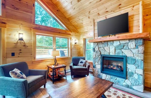Carrabassett Valley House | Kingslanding Cabin