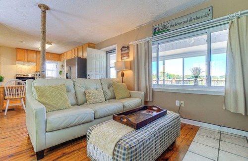 Lynn Garden House | Kingsport 'Boone Lake Hideaway' w/Deck & Views!
