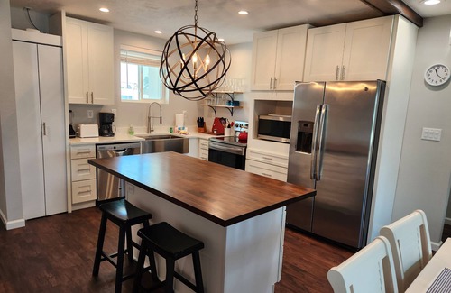 Saint Armands Key Condo | Kingston Arms 21B by FVC