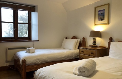 Kingston Hotel | Kingston Country Courtyard