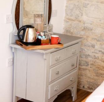 Kingston Bed & Breakfast | Kingston Country Courtyard