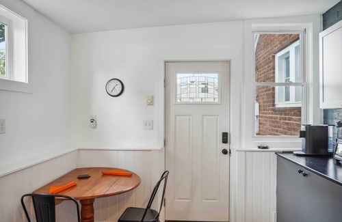 Lincoln Park House | Kingston Crawfish Cottage Near Catskills!