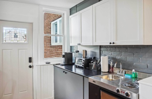 Lincoln Park House | Kingston Crawfish Cottage Near Catskills!