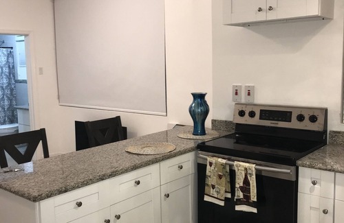 New Kingston Condo | Kingston - Luxury Apartment - Centrally Located