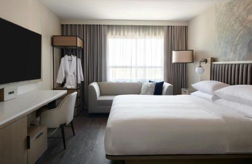 Kingston Hotel | Kingston Marriott Hotel
